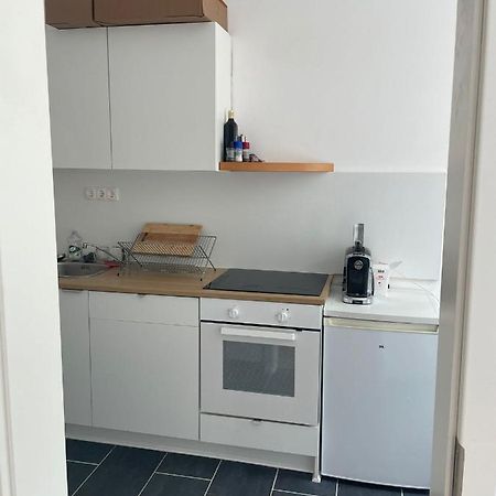 Small Apartment Near The Center Viena Exterior foto